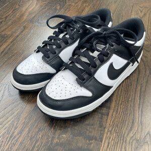 Nike Panda Dunks